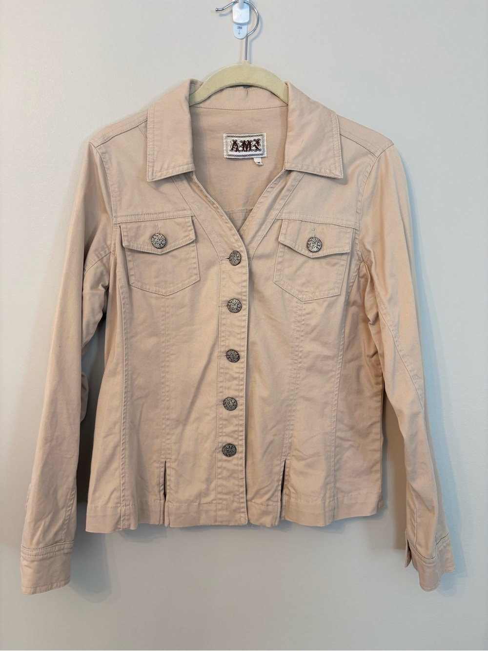 AMX Women's Beige Button-Front Jean Jacket Medium Western Style Fall Fashion